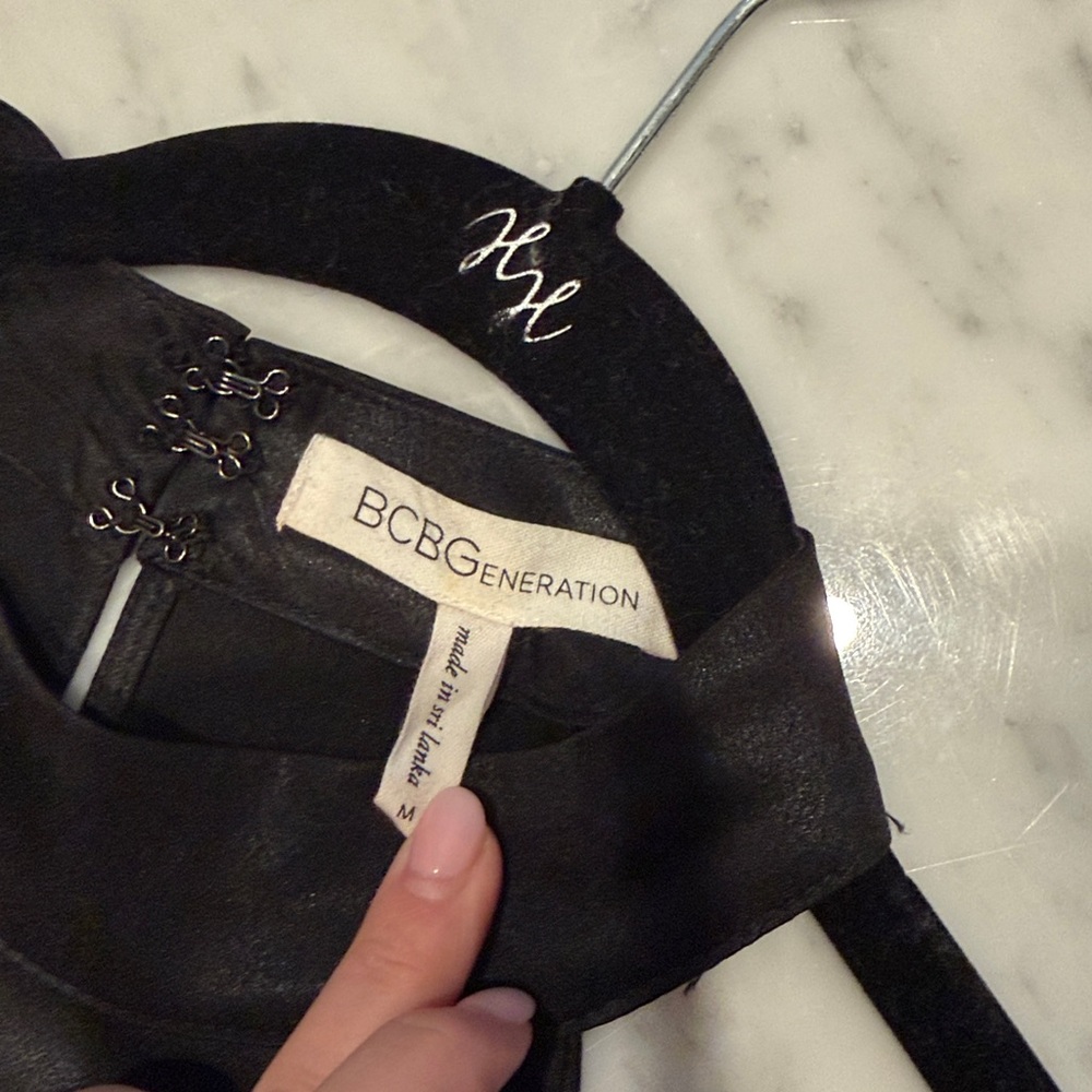 Bcbgeneration Open Back Halter Top - image 3